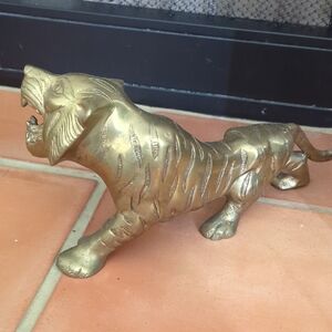 Vintage Elegant Solid Brass Tiger Figurine